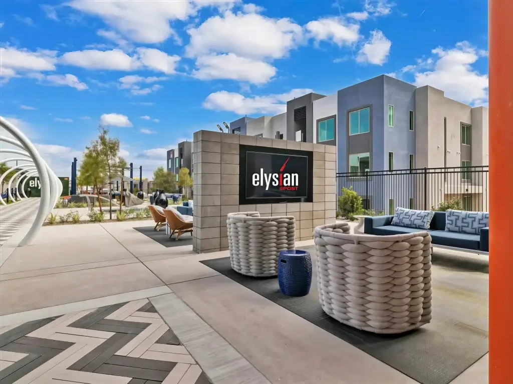 elysian at post 14
